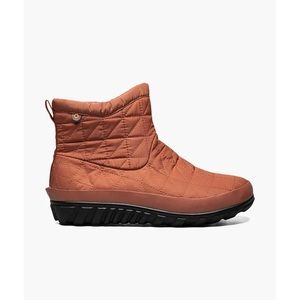 Bogs Snowday II Short in Paprika size 11